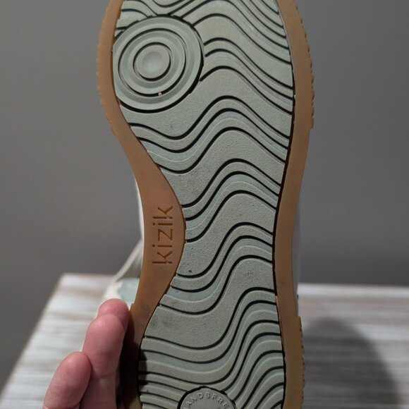 Kizik Brooklyn Hands-Free Slip-On Sneaker Canvas Suede White Women's 7 - Picture 11 of 16